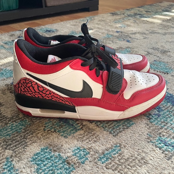 Nike Air Jordan Legacy 312 Low - White/Black-Gym Red (Size 9 Mens) - Picture 11 of 12